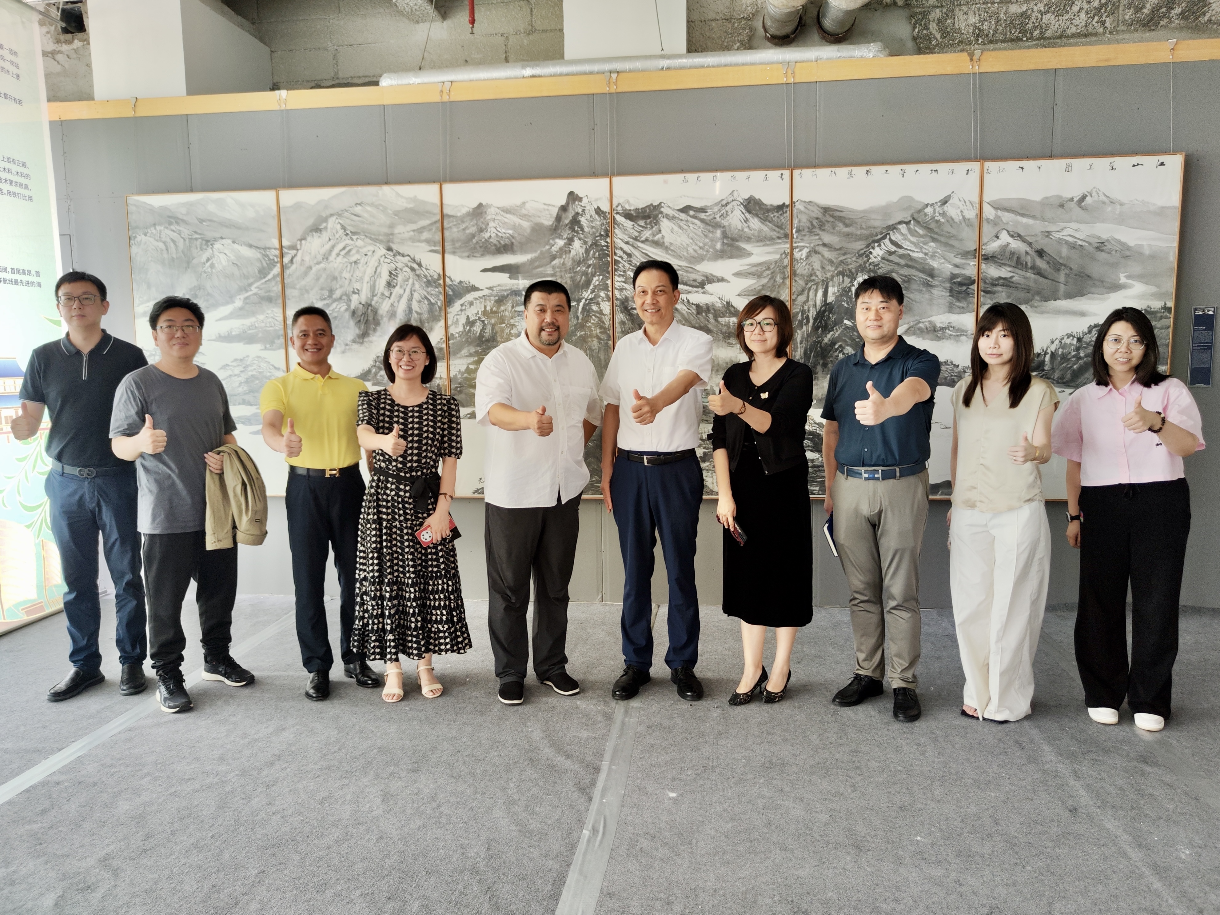 深圳海洋大学筹建团队参观深圳大学海洋文化科普教育基地