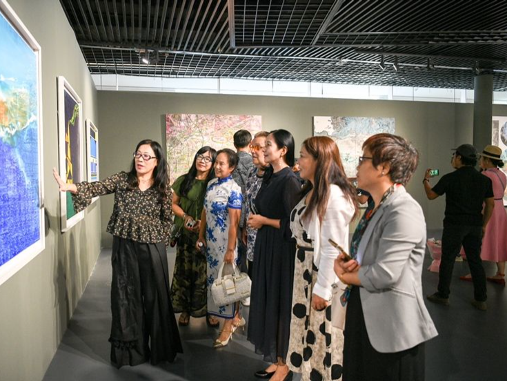 湾区沃土，沐光同行！“2024粤港澳女艺术家作品邀请展”开幕