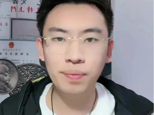 “听泉鉴宝”毕业于北大？本硕博名录均未查到！北大考古文博学院校友否认