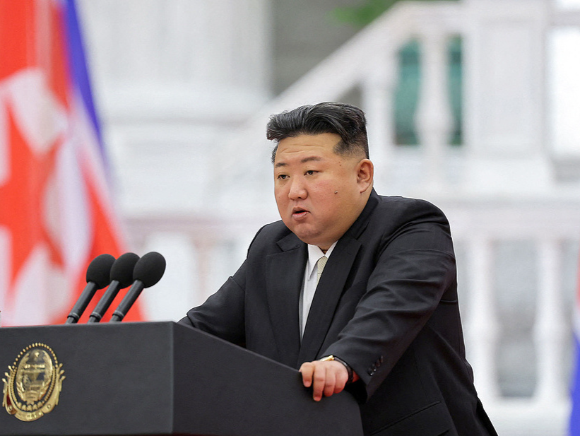 金正恩主持召开国防和安全会议，阐明军事政治立场
