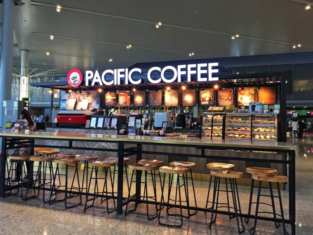 知名咖啡品牌没落，多个大城市只剩1家店！多地网友发帖：身边的店纷纷关了