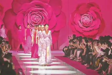 时尚力拉满！在深圳时装周邂逅美丽