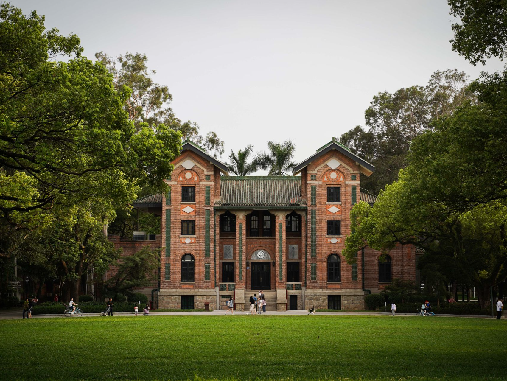 中山大学团队借助人工智能技术发现大量全新RNA病毒