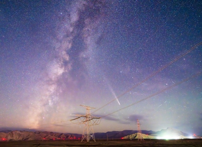 6万年一遇，紫金山-阿特拉斯彗星正在“告别”地球
