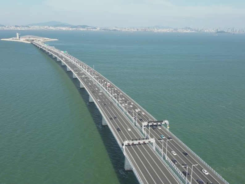 大流动生新活力——广东国庆假期客流高峰观察