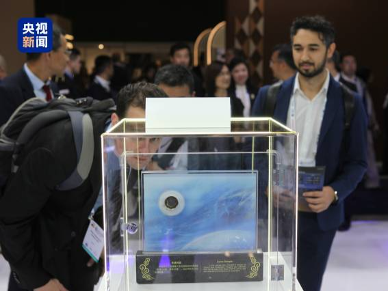 嫦娥六号月背样品首次向全球展出