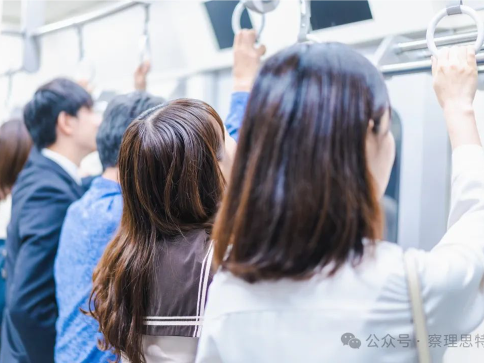 一堂课时间实现全城通勤，这个超大城市的八成功力是怎么做到的？