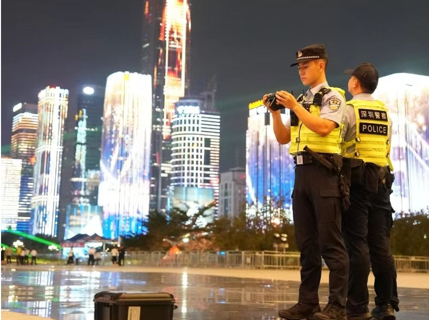 这支特殊的“空中”小队，成为护航国庆假期的重要力量