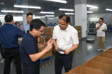 潮州市政府调研组到中山“提亲”，古镇灯饰将“联姻”潮安陶瓷