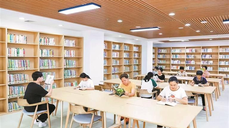 宝安区已有17个“百姓客厅”示范点改造完成对外开放