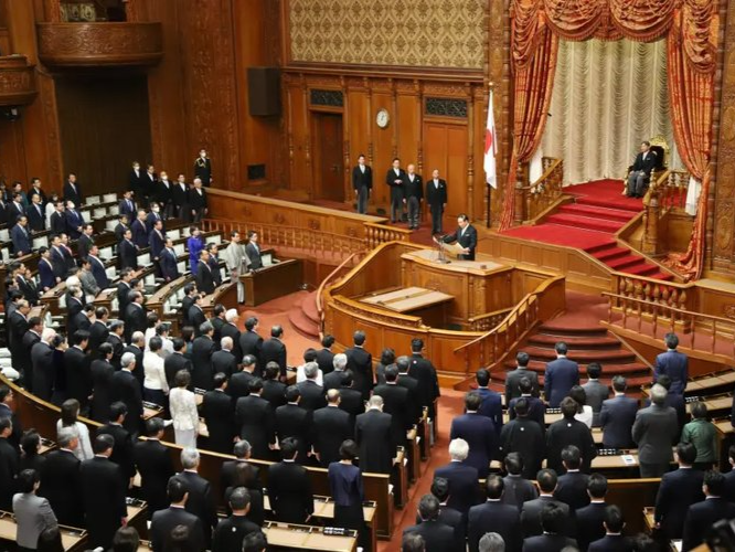 日本执政联盟众院席位或跌破半数