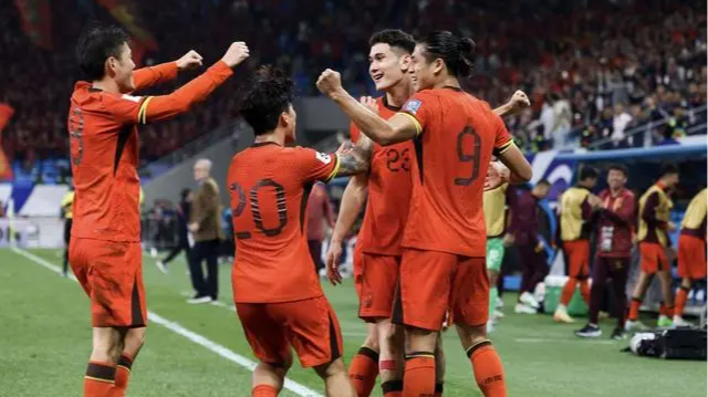 终于赢了！国足2-1胜印尼，18强赛三连败后首胜
