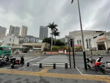 深圳交警无人机执法应用场景上新，严查机动车斑马线前不礼让行人
