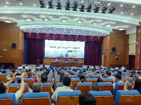 聚焦校园欺凌防治！“百名法学家百场报告会”走进东莞教育系统