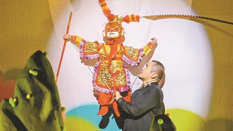 深圳木偶艺术剧院新作在宝安区文化馆火热上演