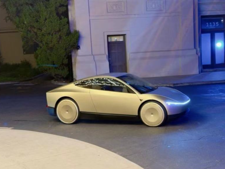多图速览！刚刚，特斯拉最新大招“Robotaxi”揭晓→