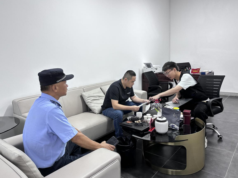 盐田区海山街道：远离“上头”电子烟，共筑禁毒安全防线
