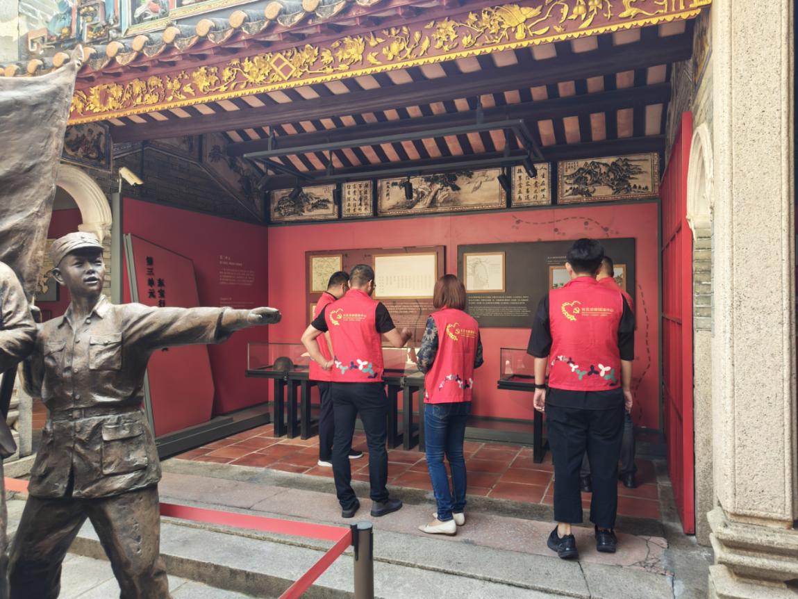 红星社区开展“学党史传承红色基因，守党纪筑牢廉政防线”主题党日活动-3
