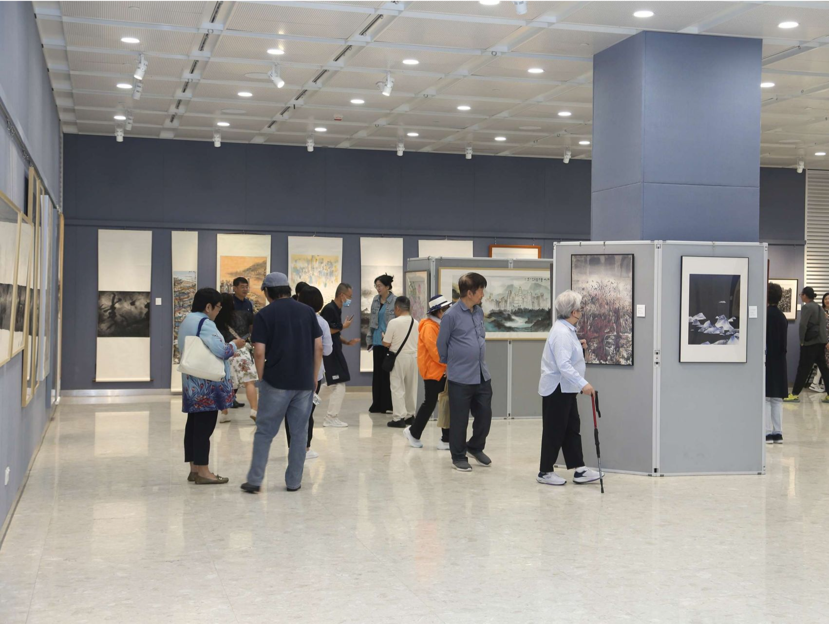 “第十四届深港澳都市水墨画作品交流展”在香港展出