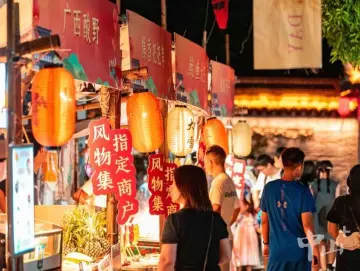 “香山大宅门之夜”火爆，中山詹园游客呈倍数增长