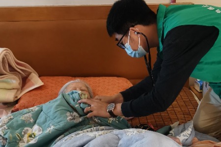  中山三角镇实现村（居）家庭病床服务全覆盖