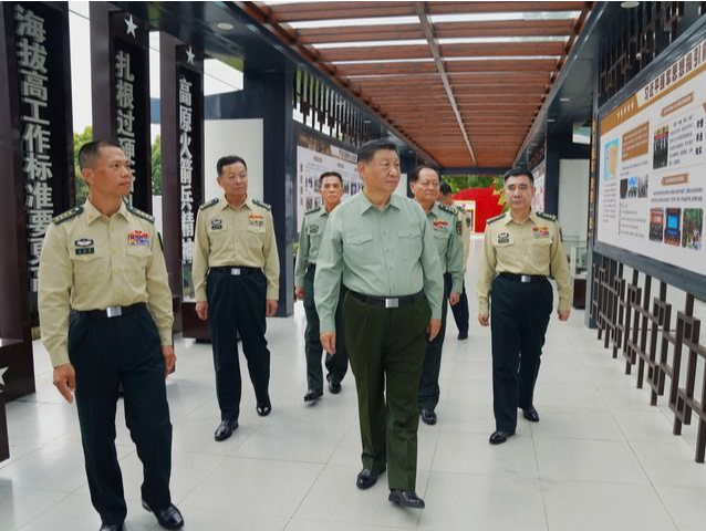 习近平在视察火箭军某旅时强调 坚持政治引领 强化使命担当 埋头苦干实干 提升战略导弹部队威慑和实战能力