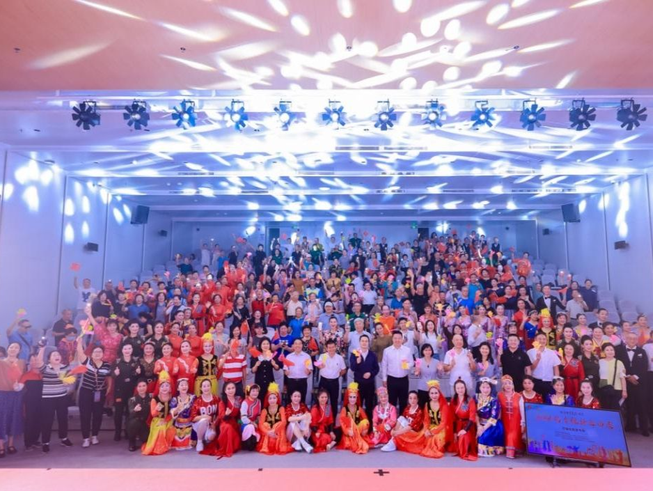 福满金秋，续写芳华，华强北街道“福享银龄巡回秀”精彩上演