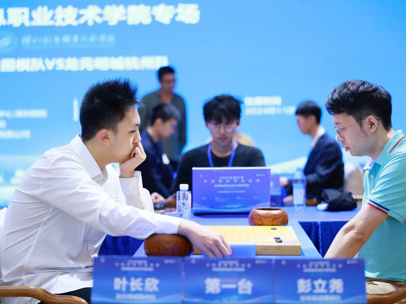 深信院举办围甲联赛季后赛聂道队主场赛 激发广大学生对传统文化的热爱之情