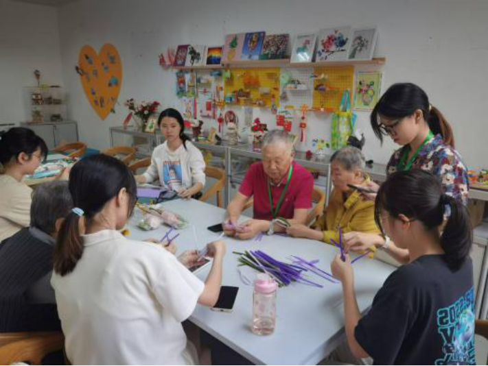 深圳市养老护理院携手深圳大学团队共促老年心理健康