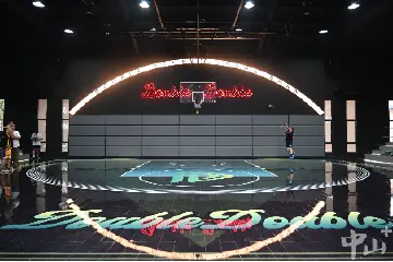 剧场式篮球场亮相中山港口！有这些亮点→