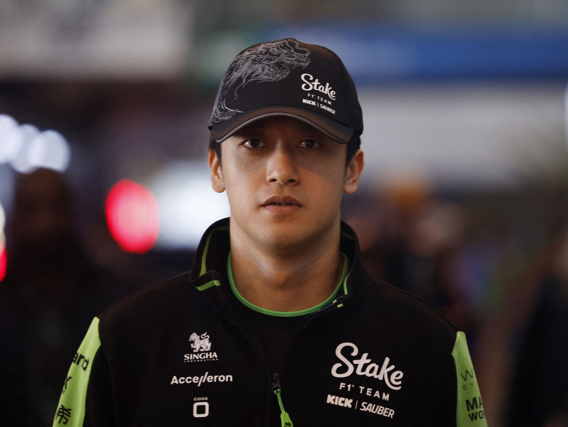 周冠宇赛季结束后离开索伯车队：将继续在F1的道路上前行