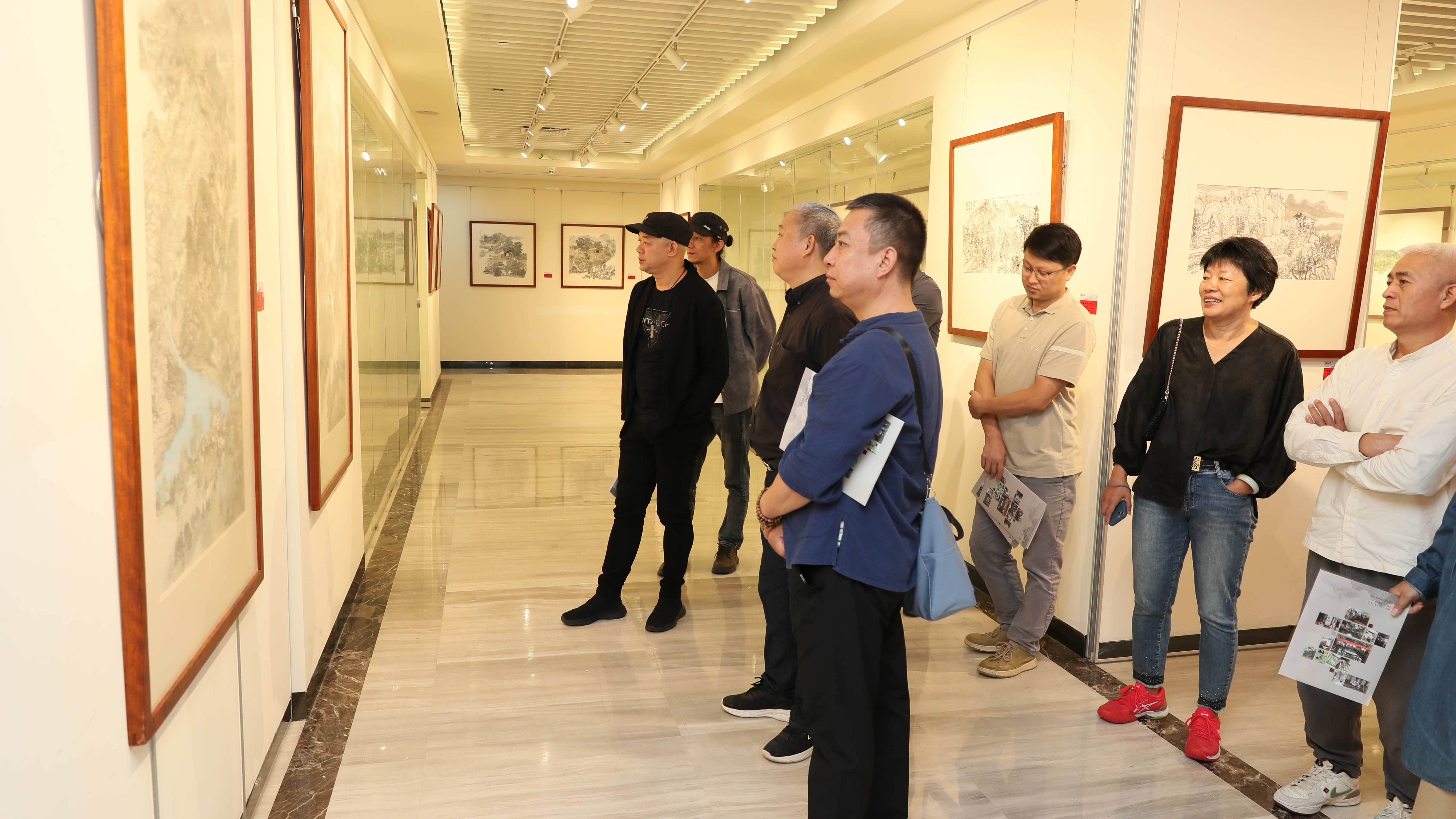瞧，美丽铜仁跃然纸上！这些作品出自宝安画家之手