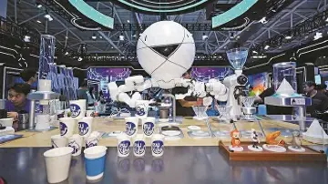 高交会福田展区 体验AI走进“未来视界”