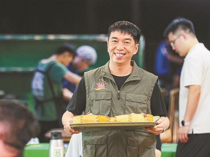 黄国成：成功帮助100多名战友就业创业