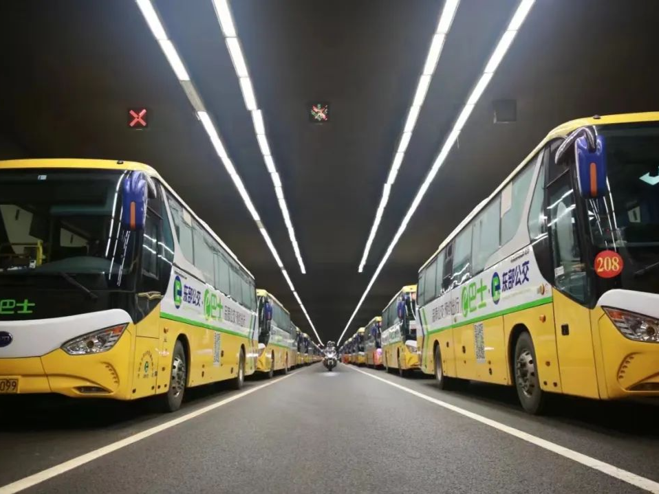 高德2024年三季度交通报告发布，深圳公共交通出行幸福指数高