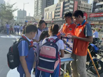 翠竹街道开展禁毒宣传进校园活动