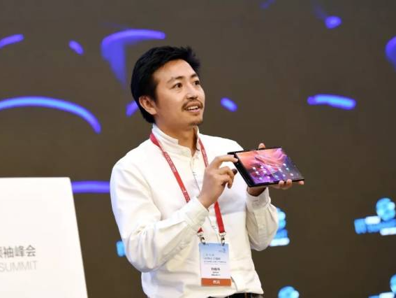 柔宇陨落：被折叠的“独角兽”的一生