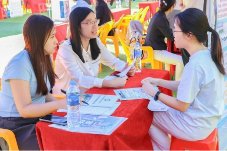 近50家深圳企业到中山“线上+线下”揽才！招聘会现场→