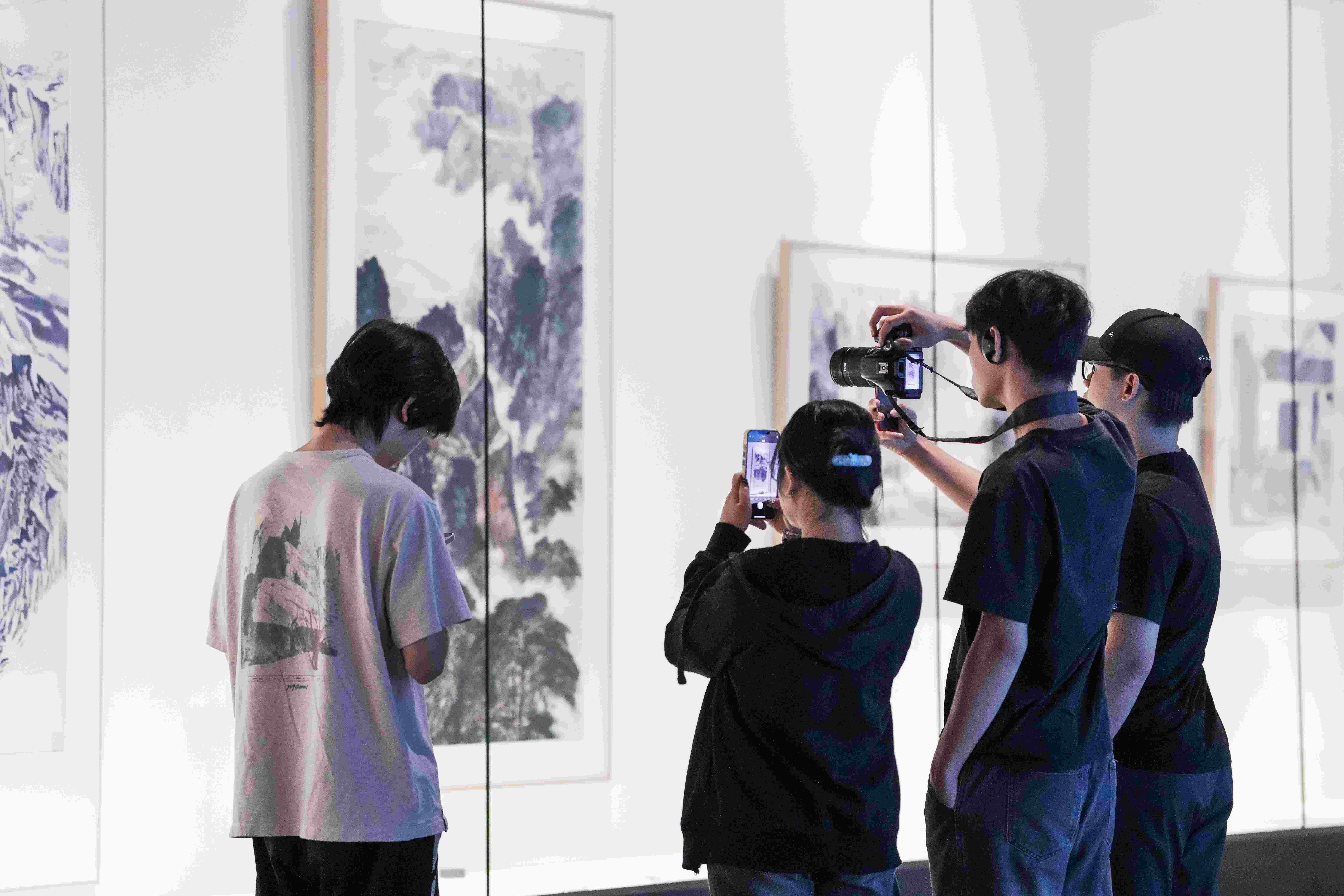 （重稿）艺术家与深圳的“艺术回响”！“深圳美术馆上款馆藏名家作品展”第二期焕新开展