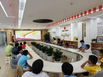 桂园街道联合老围社区组织开展“探索与发现蚂蚁世界”趣味科普活动