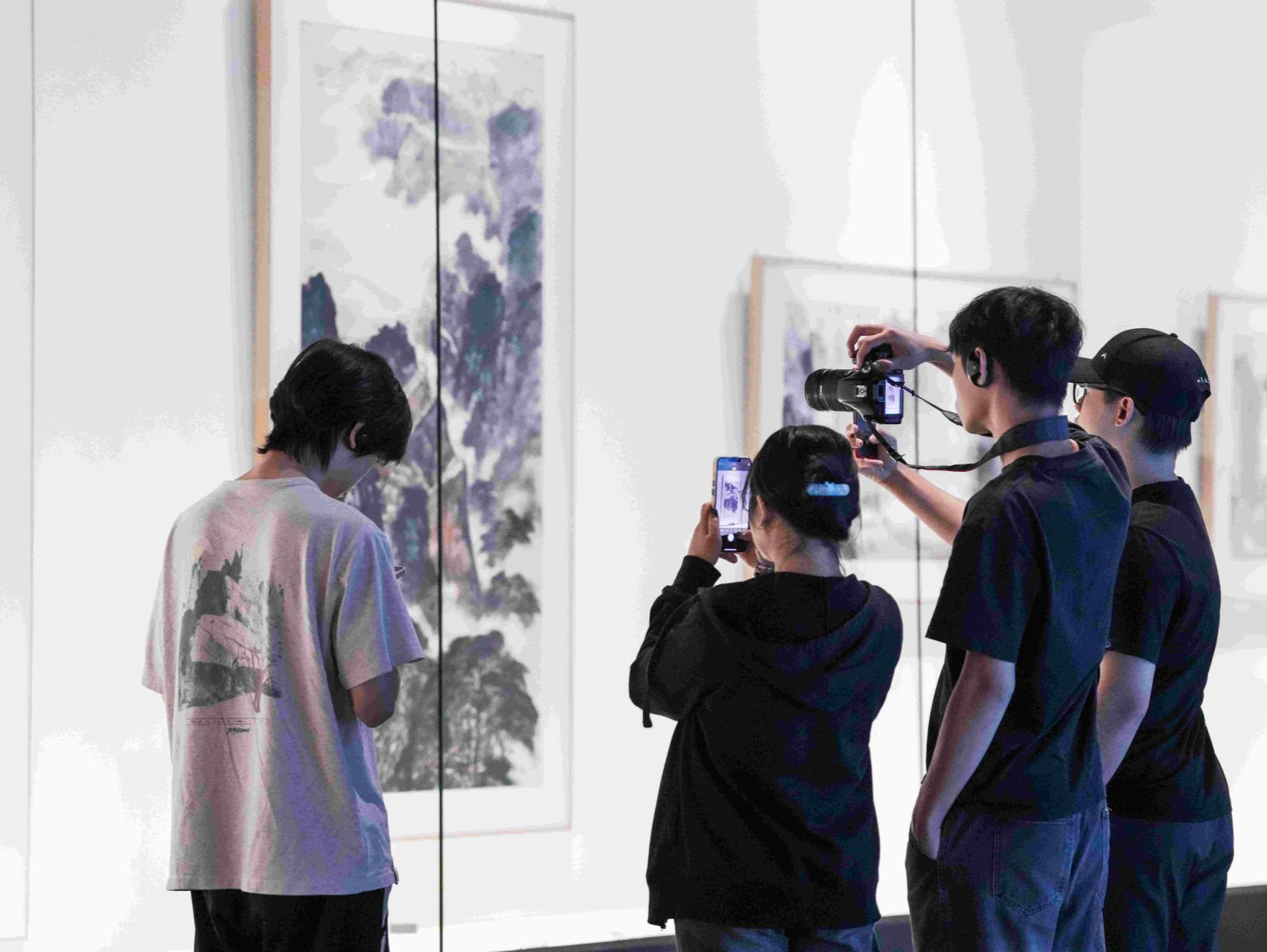 艺术家与深圳的“艺术回响”！“深圳美术馆上款馆藏名家作品展”第二期焕新开展