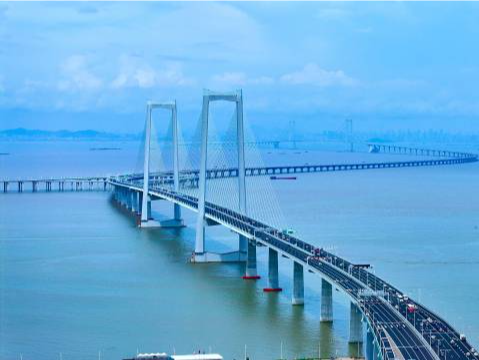 深中通道将迎自驾看航展车流，交警提醒提前掌握当地交通信息