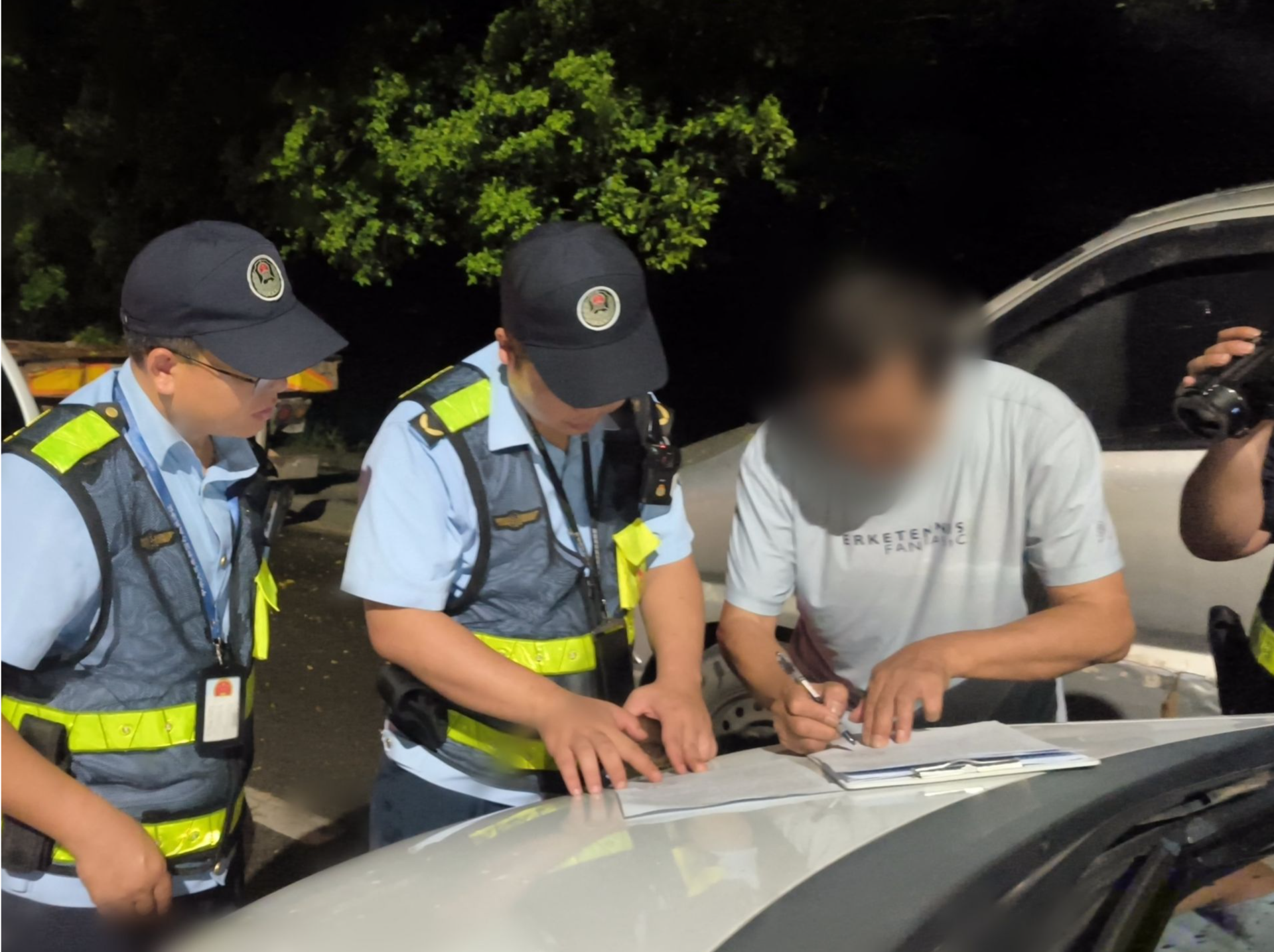 深圳市交通运输执法支队重拳出击，严查道路危险货物运输违法行为