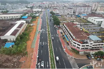 这条连通沙溪大涌的道路试通车了