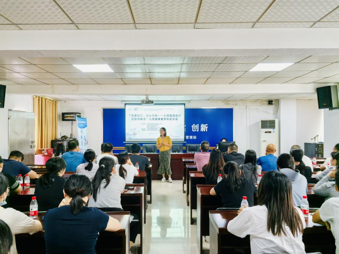 （重稿）别开生面！光明举办三场名片工程巡回培训活动