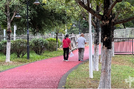 民呼必应！中山得能湖公园的路灯修好了！