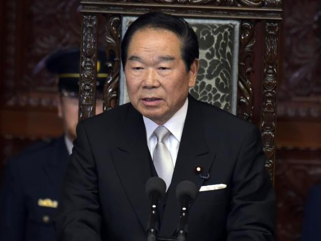 额贺福志郎继续担任日本众议院议长