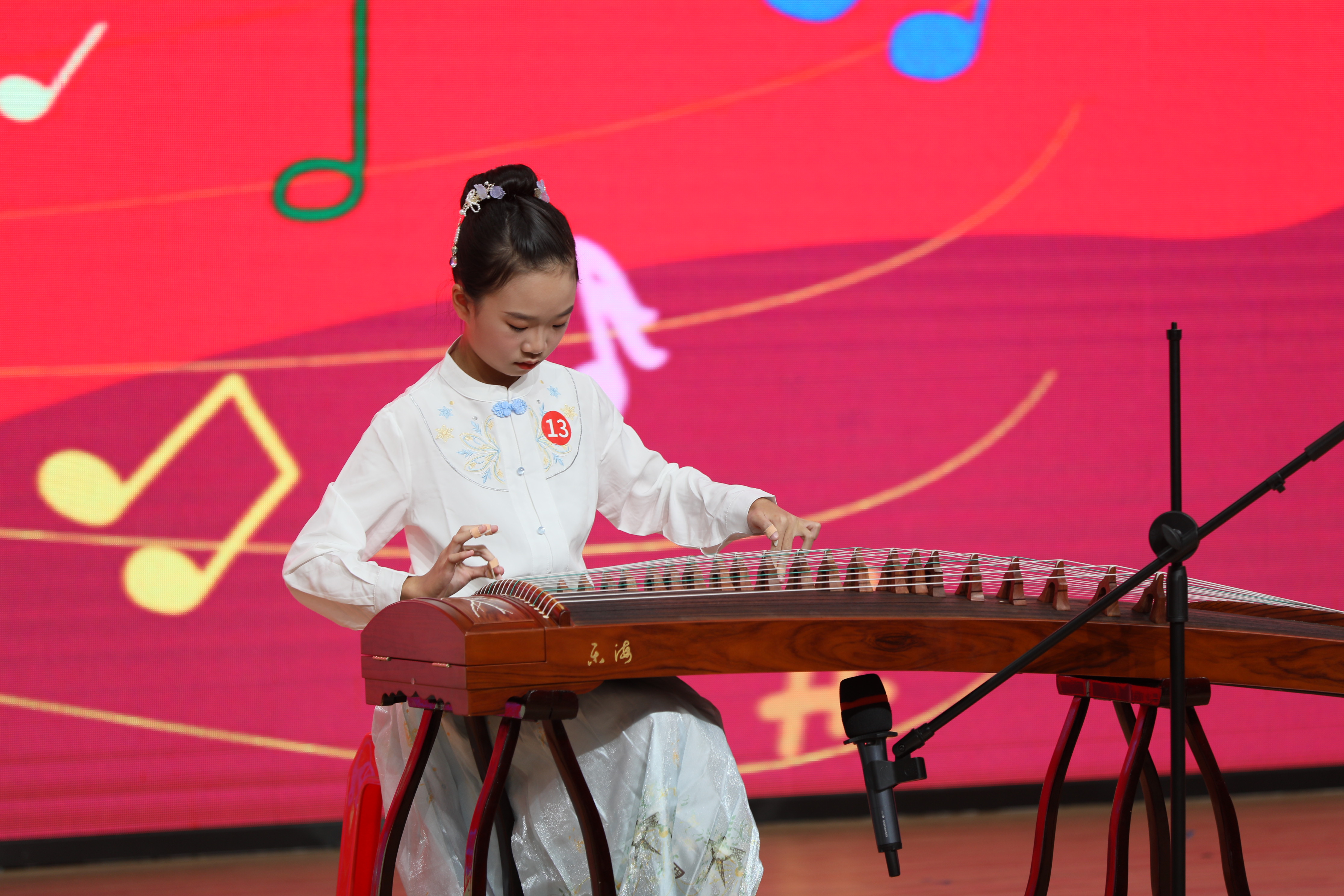 比才艺、展艺术，观澜中心学校第25届校园艺术节精彩纷呈