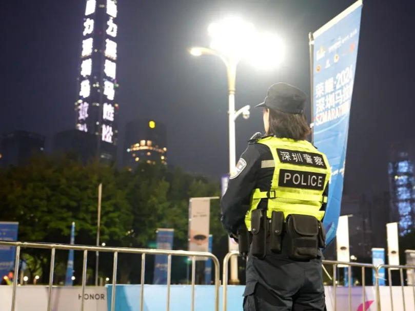 深圳福田公安投入近3000名警力护航马拉松