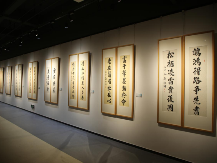 郭绍纲捐赠书法作品展在东莞开幕